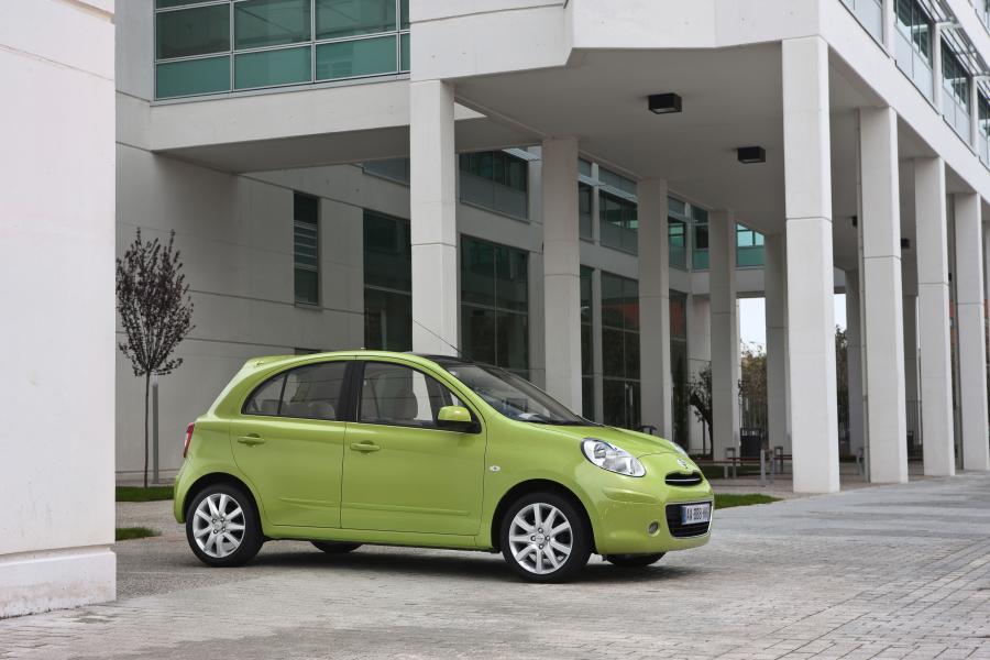  Nissan Micra 2010 года  (фото 47 из 70)